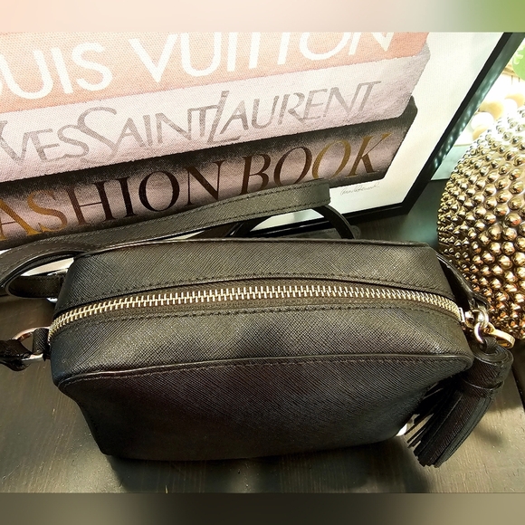 Rebecca Minkoff Mab Camera Crossbody Bag with Tassel. - Picture 5 of 10